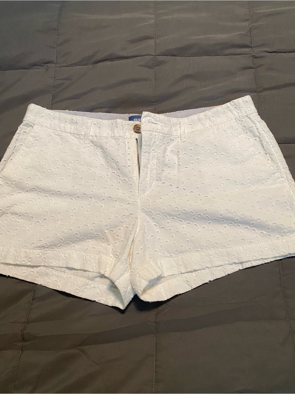 Old Navy White Eyelet Women's Jean Shorts
